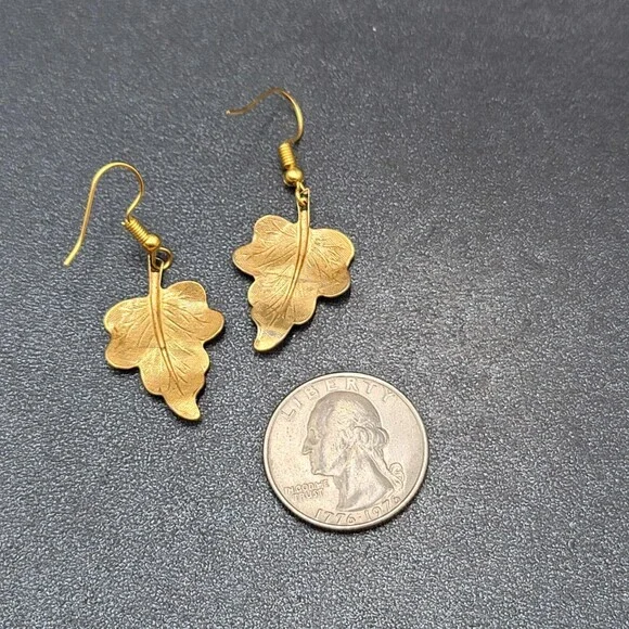 Pierced Earrings Brushed Gold Plated Dangle Detailed Leaves 1 1/8" - Picture 11 of 12